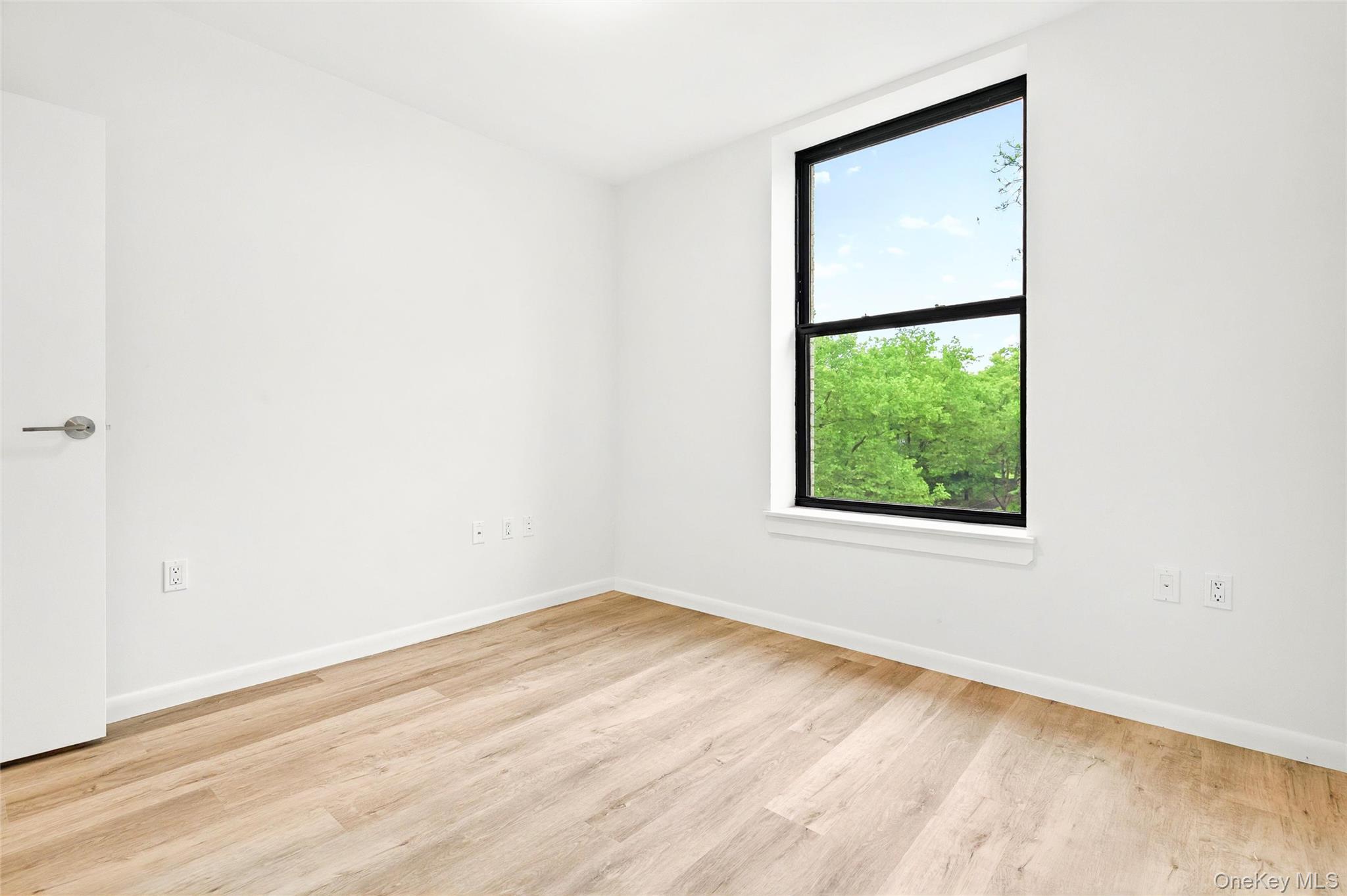 1731 Lacombe Avenue, Unit 3A Bronx, NY 10473 - Photo 23 of 29 an empty room with a window