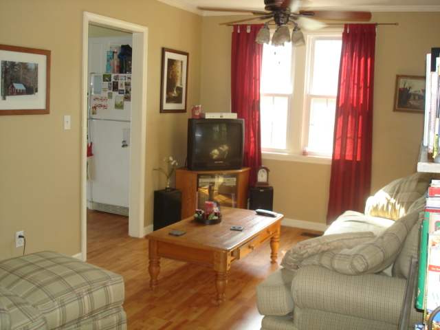 132 Agnew Road Greenville, SC 29617 - Photo 2 of 9 Gallery Image 2