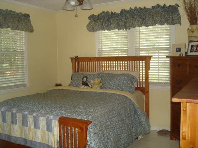 132 Agnew Road Greenville, SC 29617 - Photo 6 of 9 Gallery Image 6