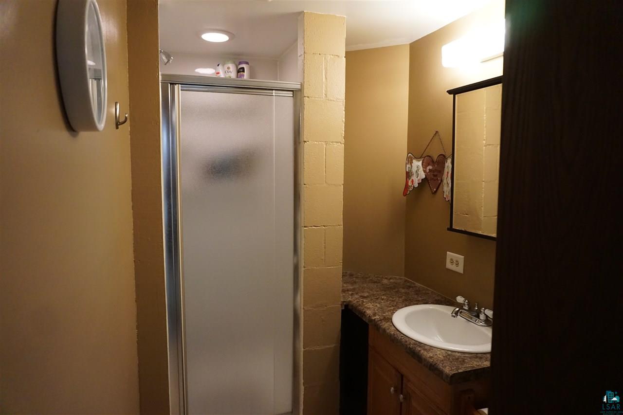 4601 Oneida Street Duluth, MN 55804 - Photo 18 of 21 LL 3/4 Bath