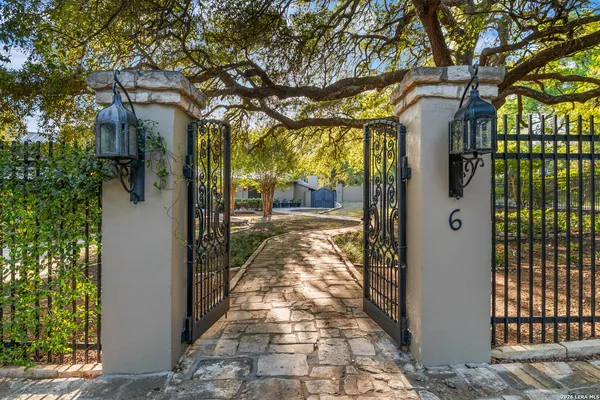 $5,300,000 | 6 Lazy Lane, San Antonio, TX 78209
