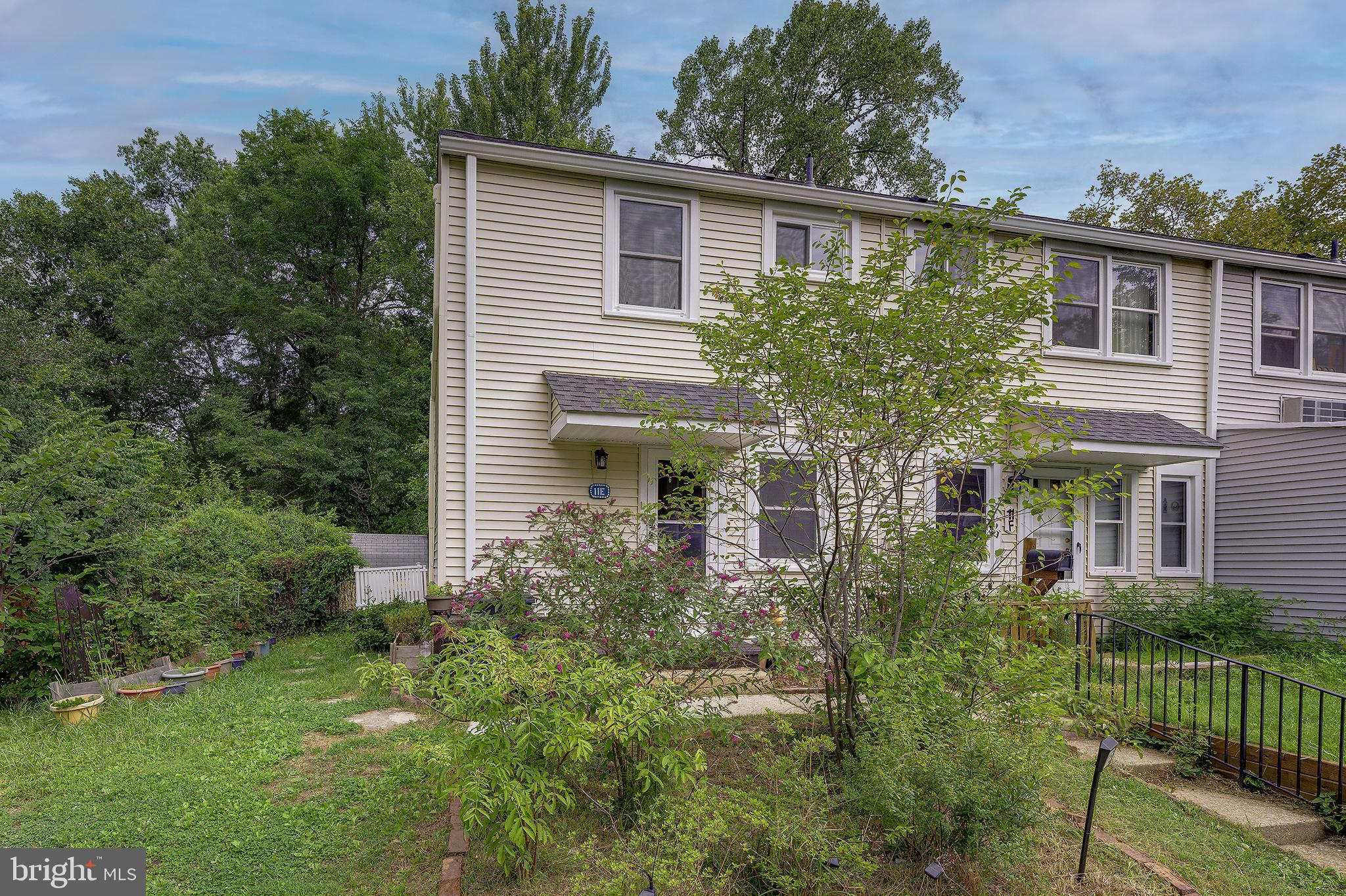 11 E Hillside Road Greenbelt, MD 20770 - Photo 2 of 47 Gallery Image 2