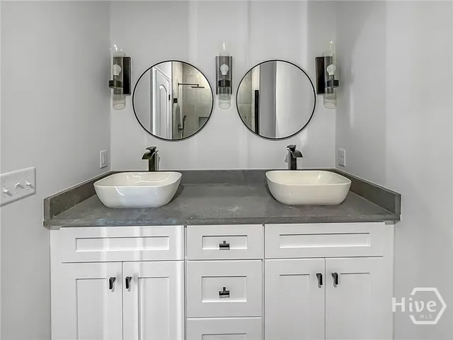 $2,200 | 3503 Haslam Avenue, Savannah, GA 31408