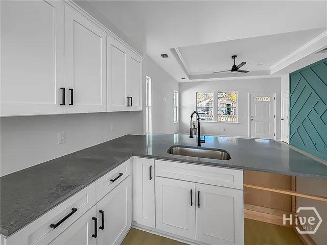 $2,200 | 3503 Haslam Avenue, Savannah, GA 31408