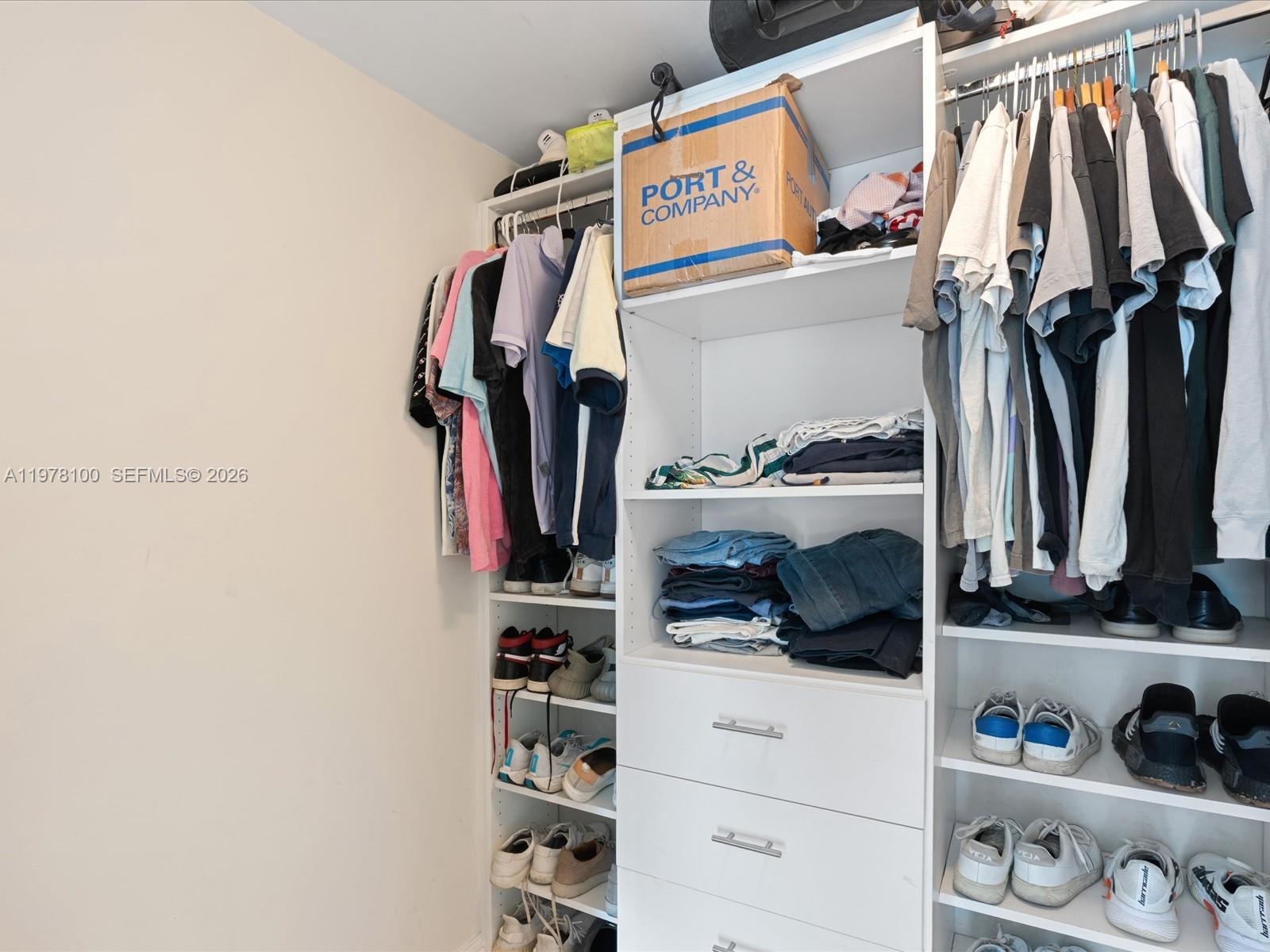 90 Southwest 3rd Street, Unit 2015 Miami, FL 33130 - Photo 24 of 70