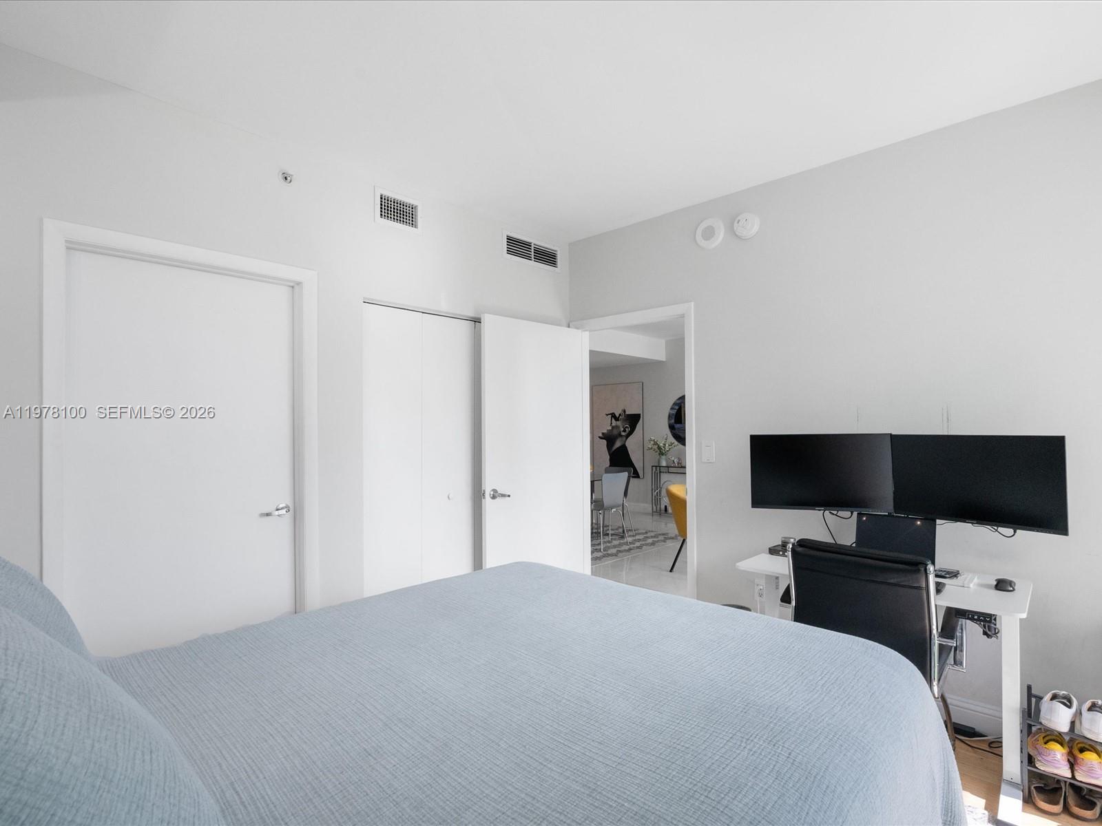 90 Southwest 3rd Street, Unit 2015 Miami, FL 33130 - Photo 27 of 70