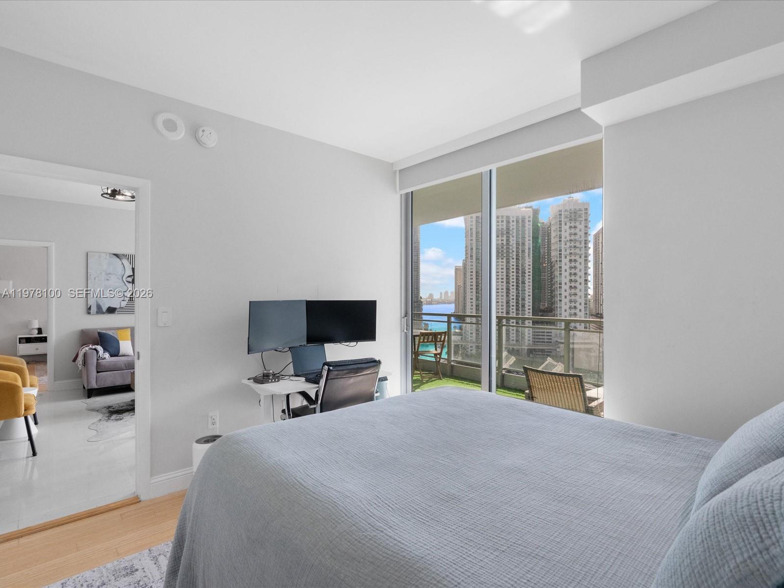 90 Southwest 3rd Street, Unit 2015 Miami, FL 33130 - Photo 28 of 70