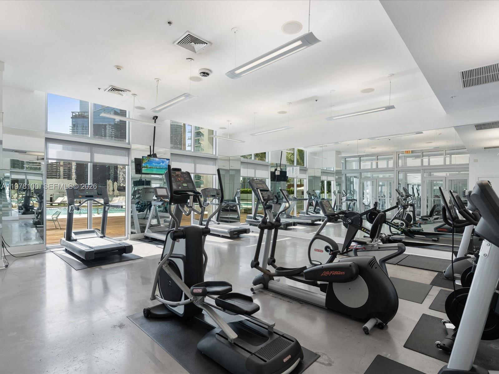 90 Southwest 3rd Street, Unit 2015 Miami, FL 33130 - Photo 53 of 70