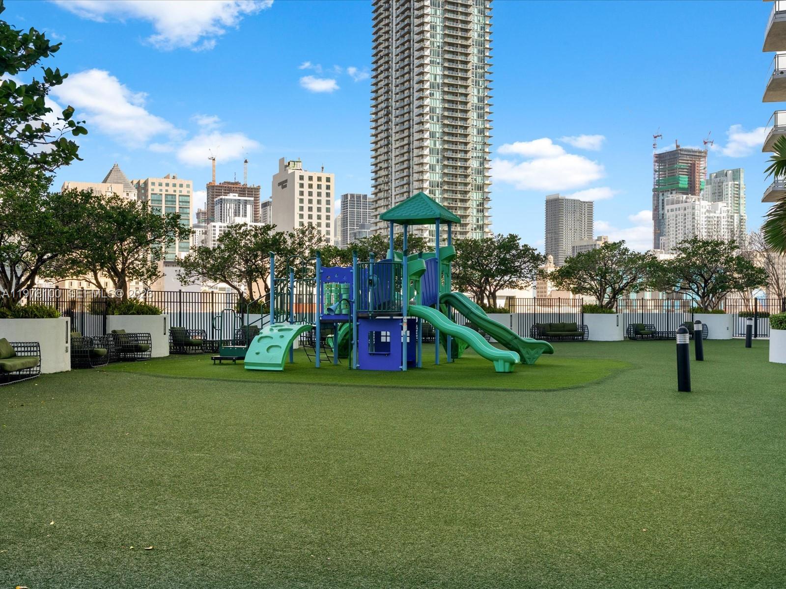 90 Southwest 3rd Street, Unit 2015 Miami, FL 33130 - Photo 62 of 70