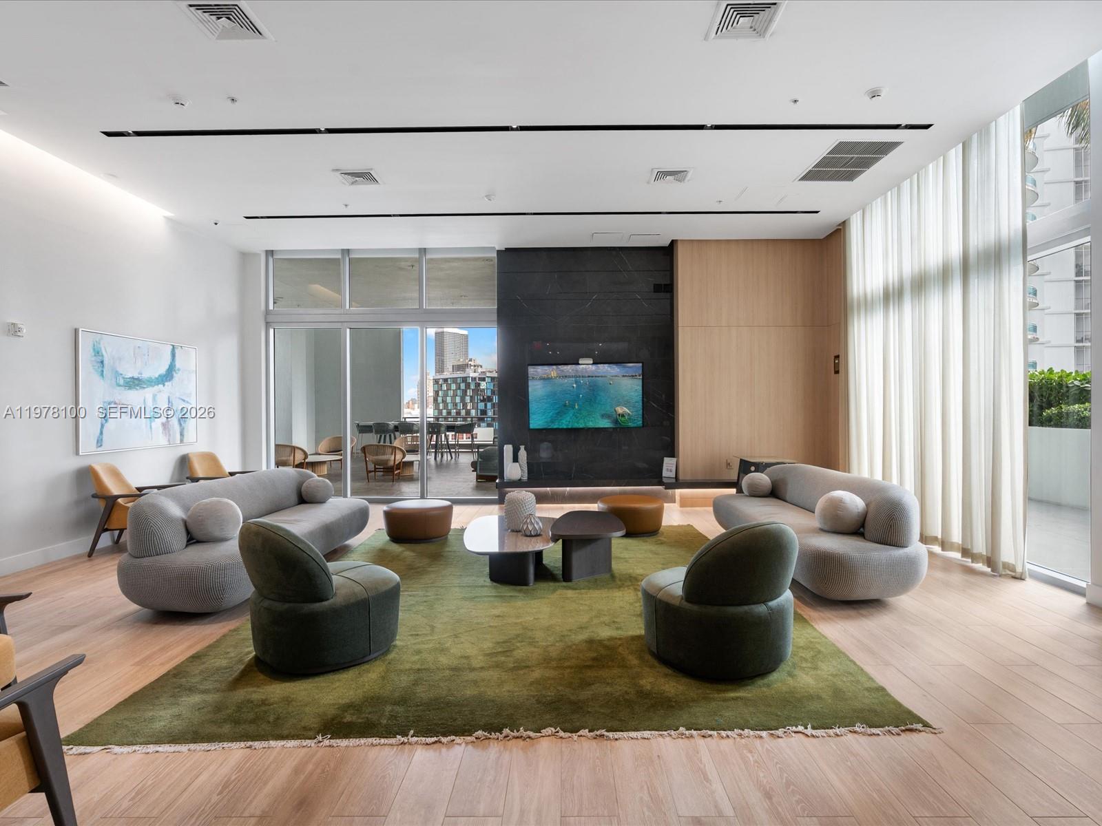 90 Southwest 3rd Street, Unit 2015 Miami, FL 33130 - Photo 69 of 70