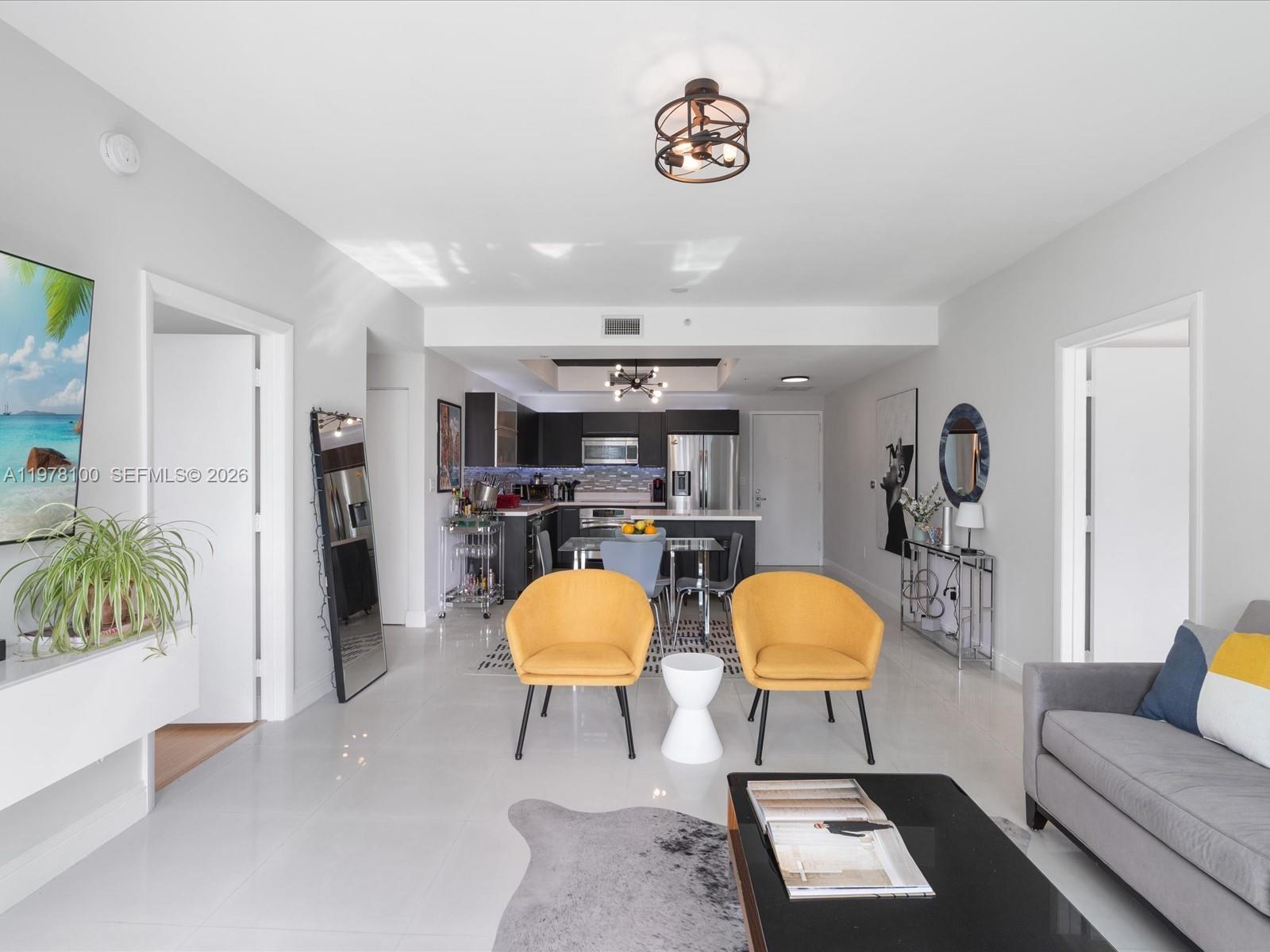 90 Southwest 3rd Street, Unit 2015 Miami, FL 33130 - Photo 8 of 70