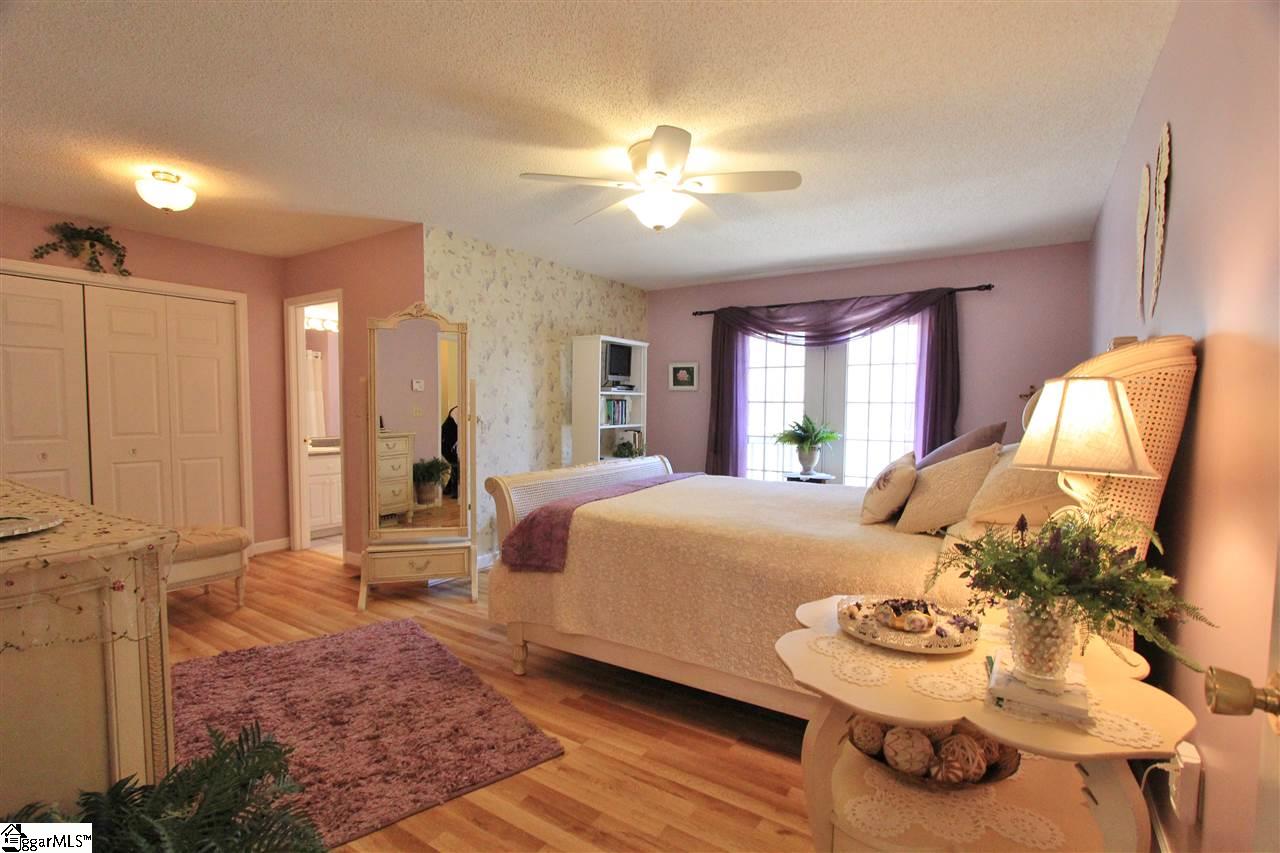 462 North Barton Road Taylors, SC 29687 - Photo 16 of 36 Gallery Image 16