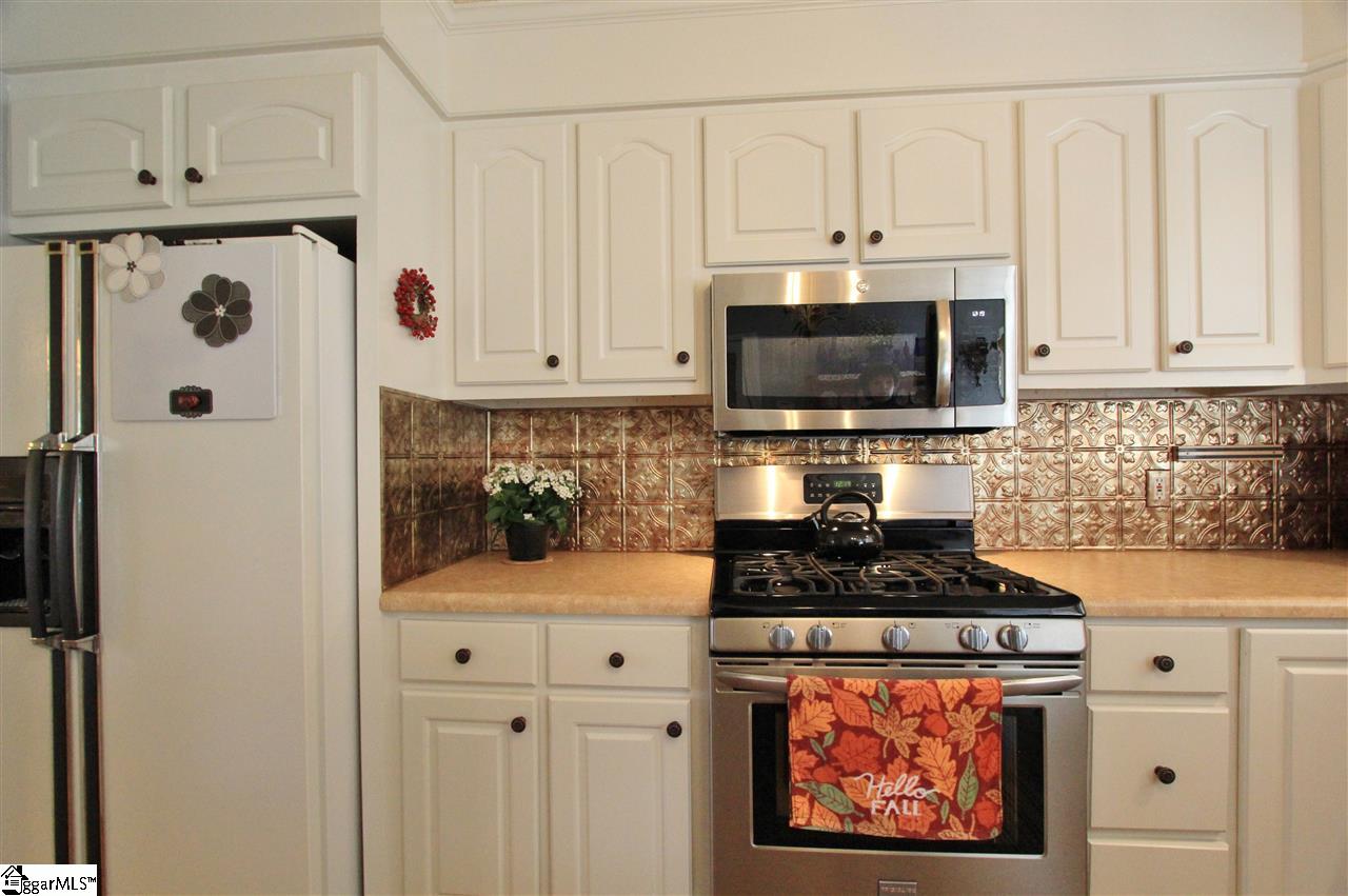 462 North Barton Road Taylors, SC 29687 - Photo 10 of 36 Gallery Image 10