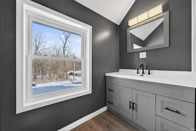 $284,900 | 202 East Main Street, Matthews, IN 46957