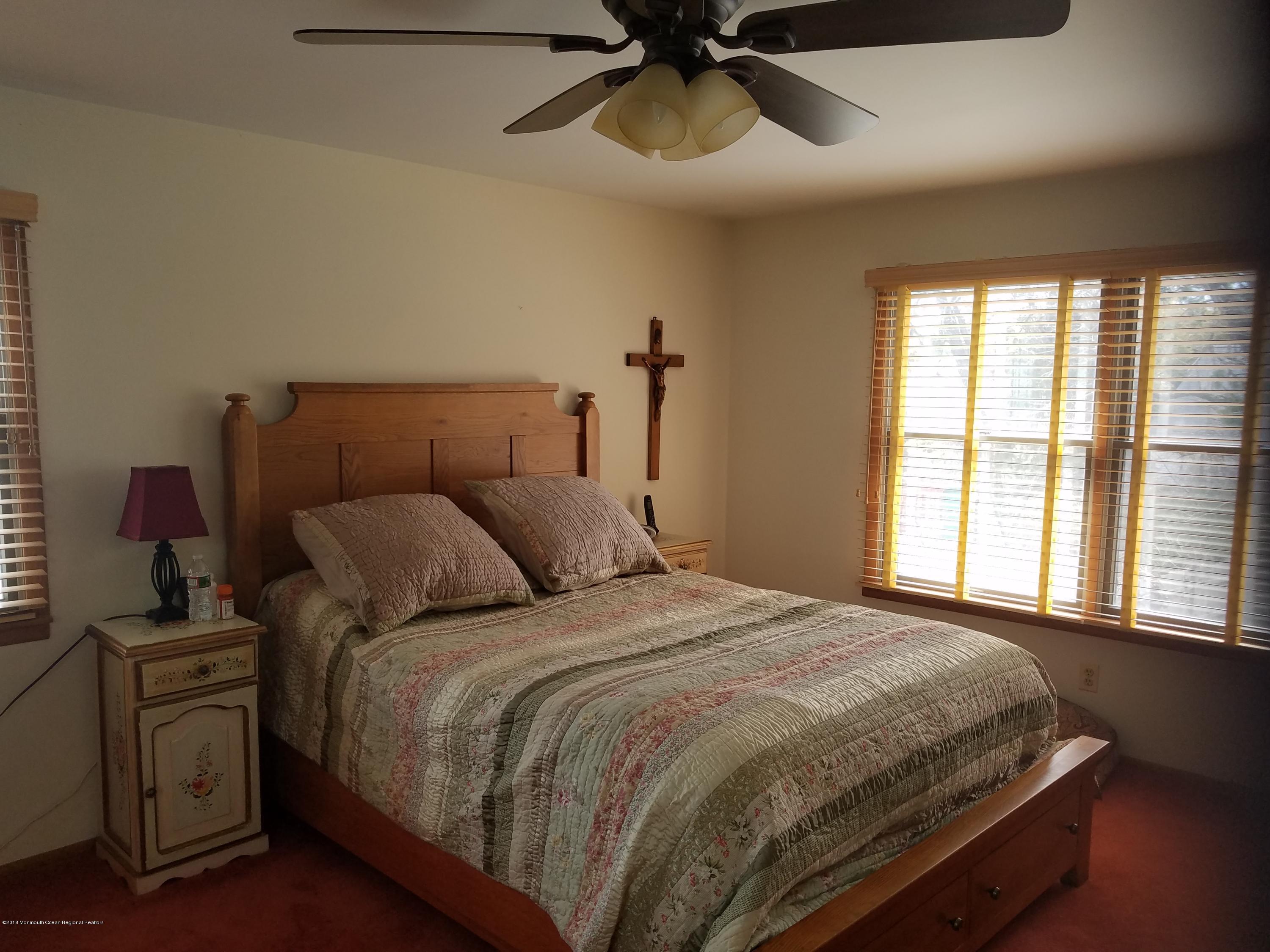 228 Riviera Drive Brick, NJ 08724 - Photo 13 of 33 20180411_144244