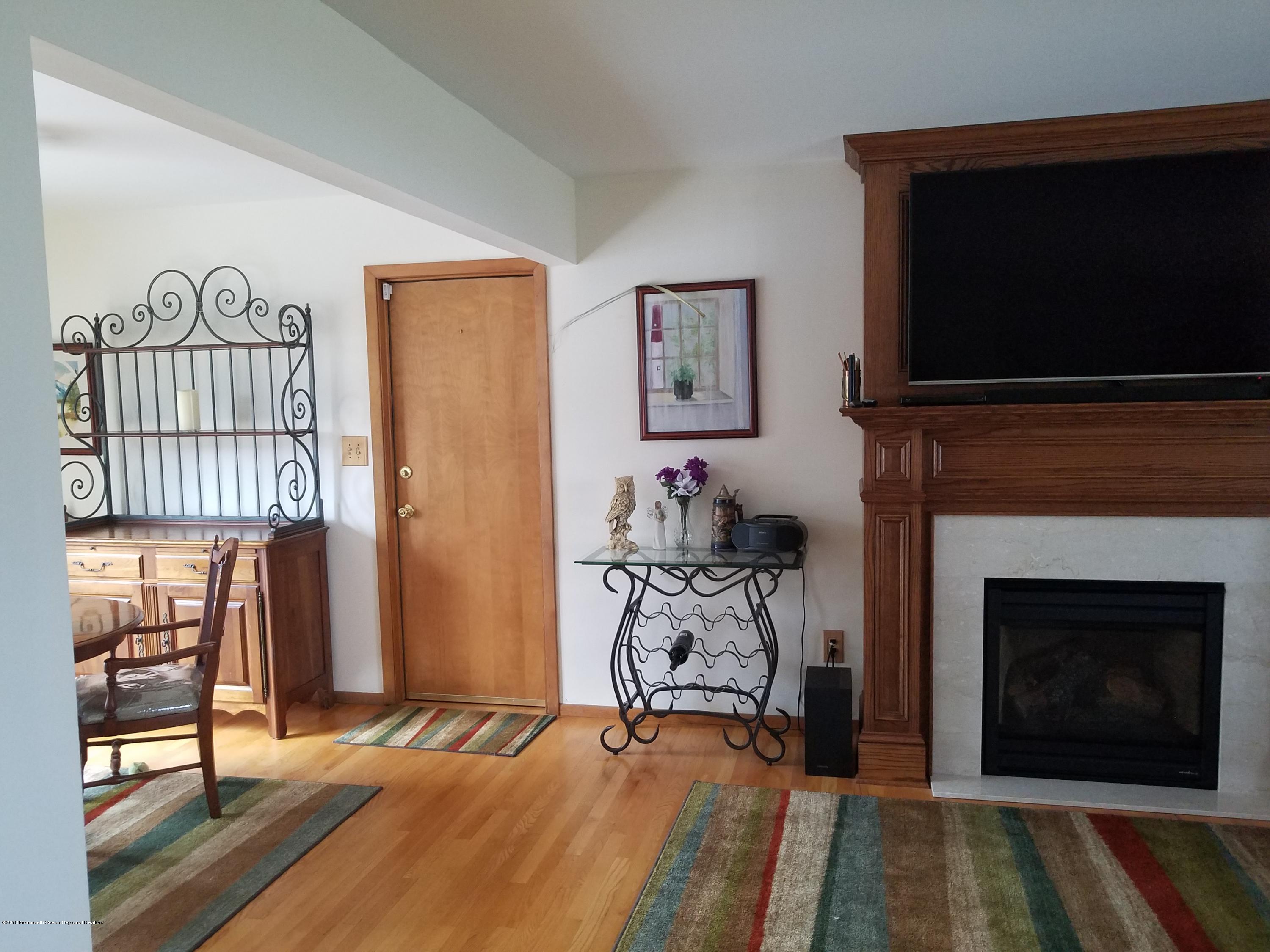 228 Riviera Drive Brick, NJ 08724 - Photo 18 of 33 20180411_145854