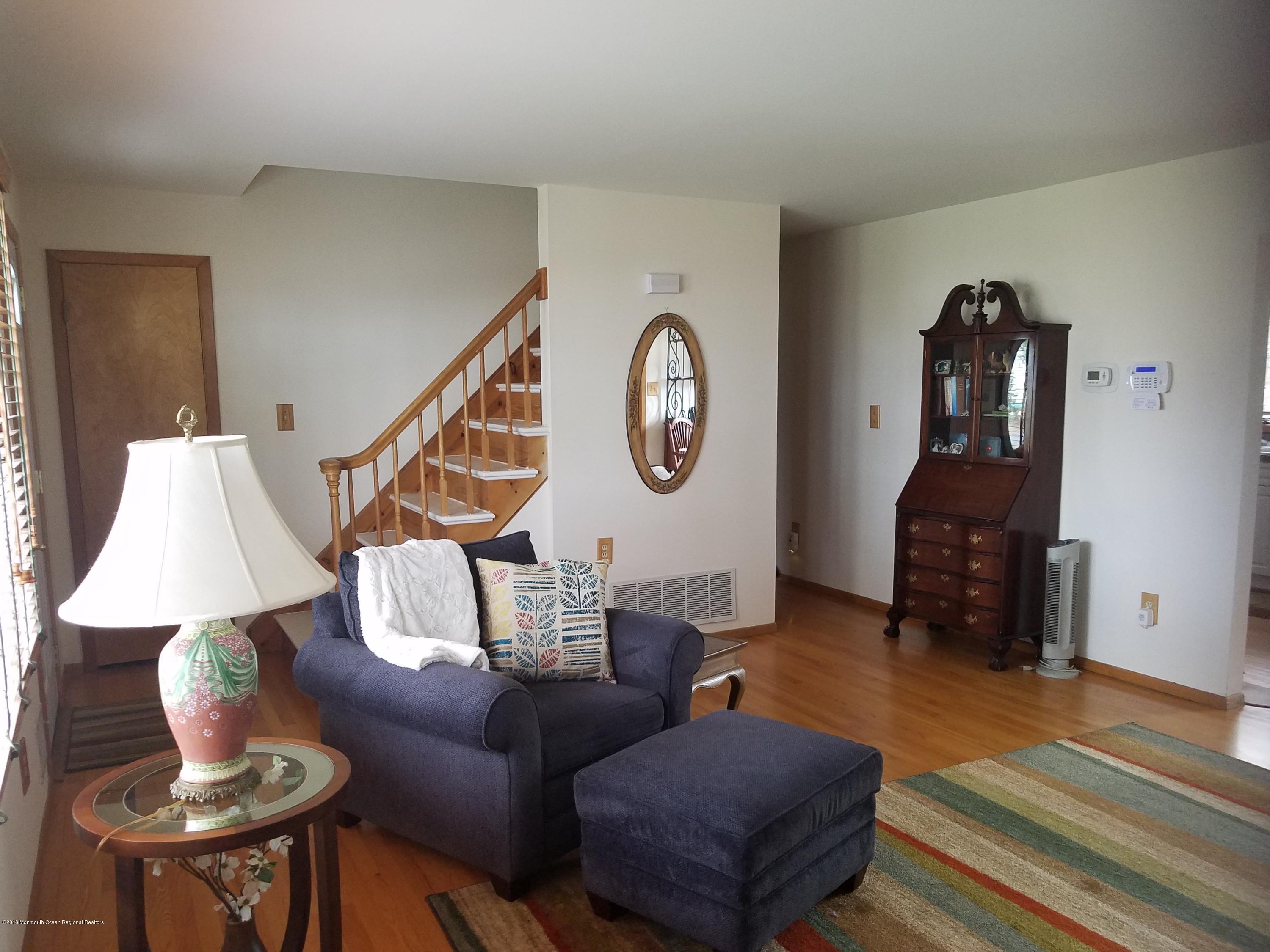 228 Riviera Drive Brick, NJ 08724 - Photo 21 of 33 20180411_145549