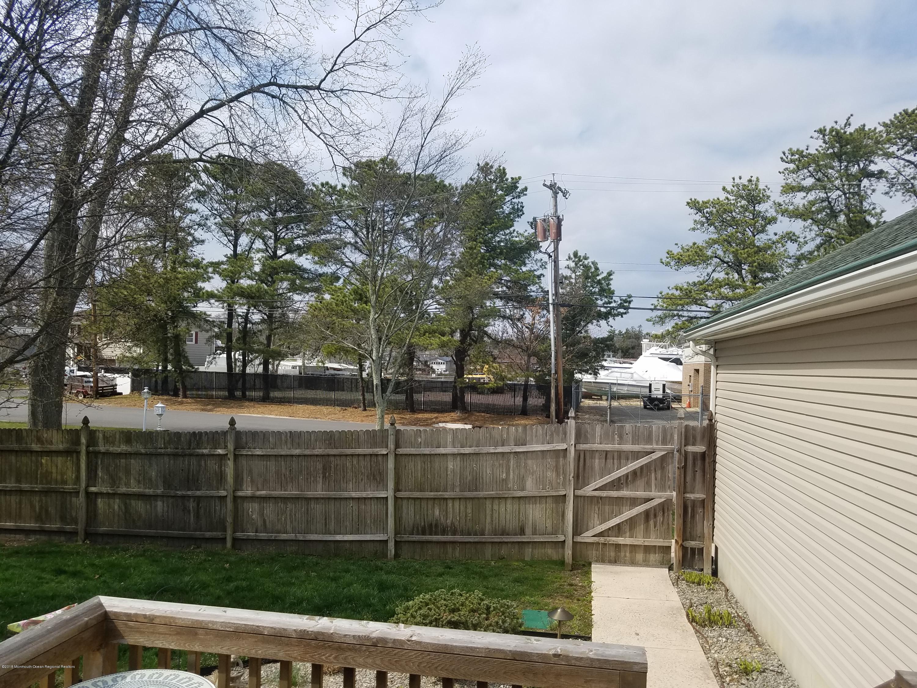228 Riviera Drive Brick, NJ 08724 - Photo 27 of 33 20180411_151034