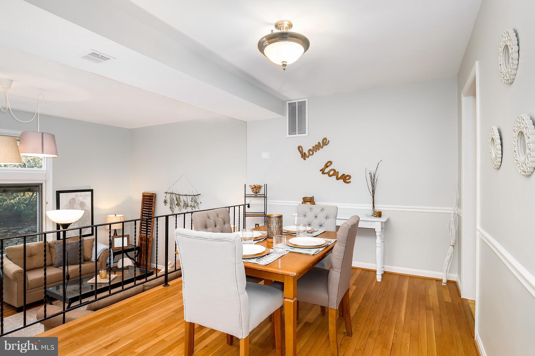 1516 Chatham Colony Court Reston, VA 20190 - Photo 2 of 30 Dining Room