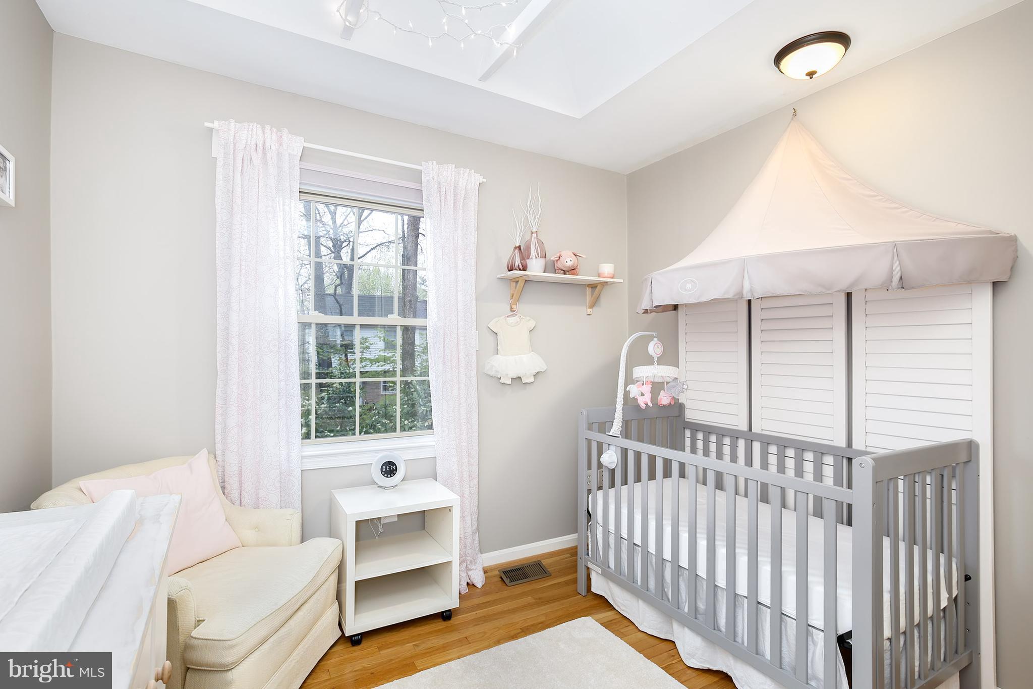 1516 Chatham Colony Court Reston, VA 20190 - Photo 17 of 30 Bedroom