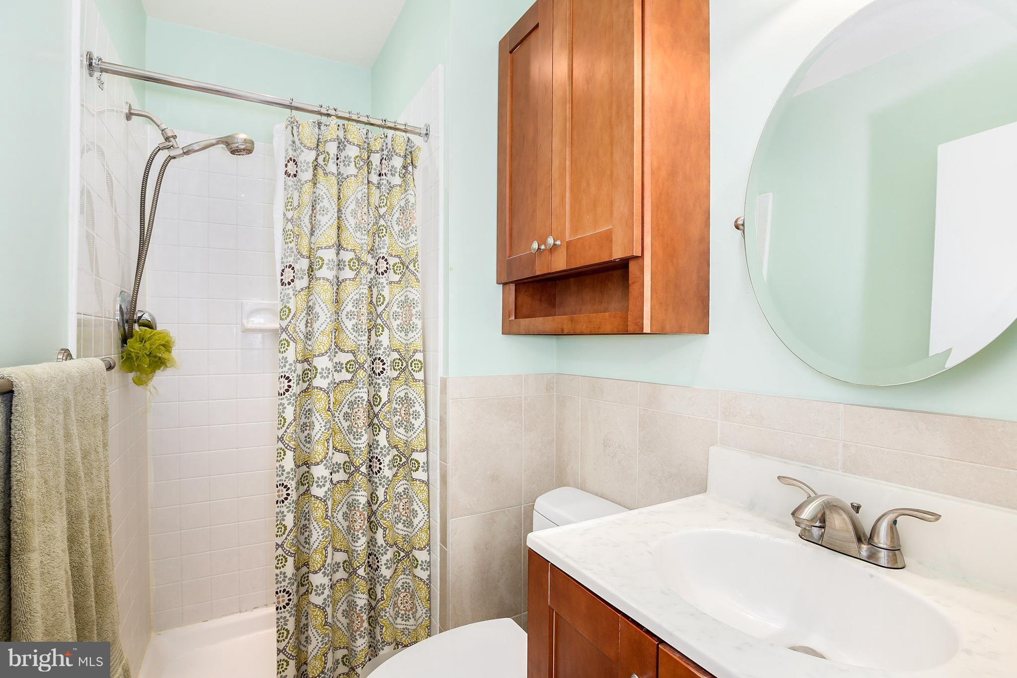 1516 Chatham Colony Court Reston, VA 20190 - Photo 23 of 30 Bath