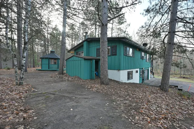 $275,000 | 3715 Deer Lodge Drive, Danbury, WI 54830