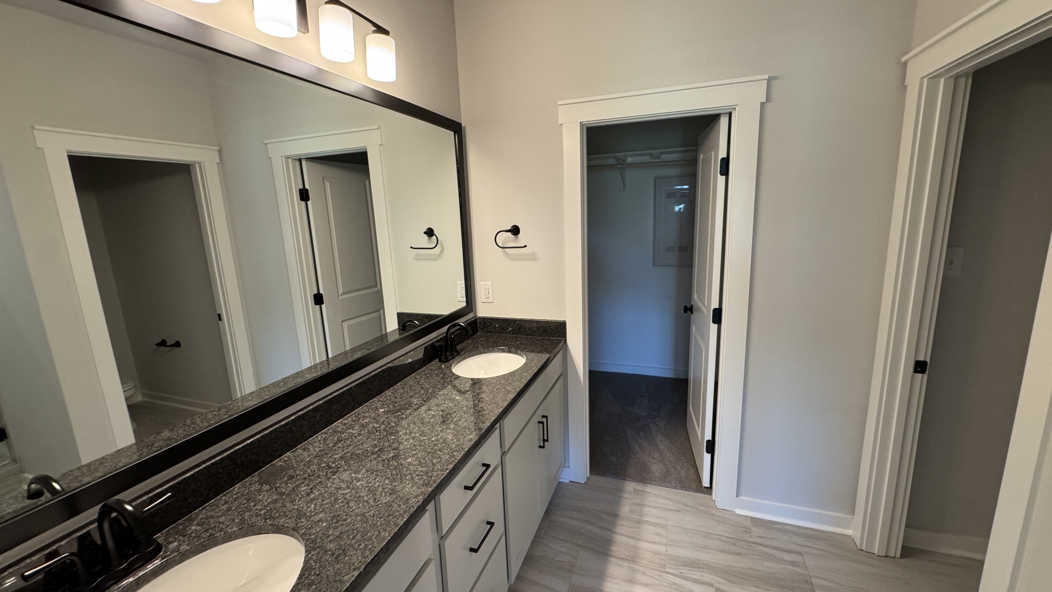510 West Foxrun Springfield, TN 37172 - Photo 9 of 18