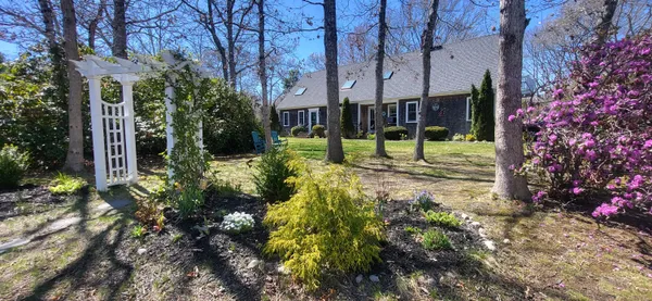$810,000 | 13 Checkerberry Lane, Forestdale, MA 02644