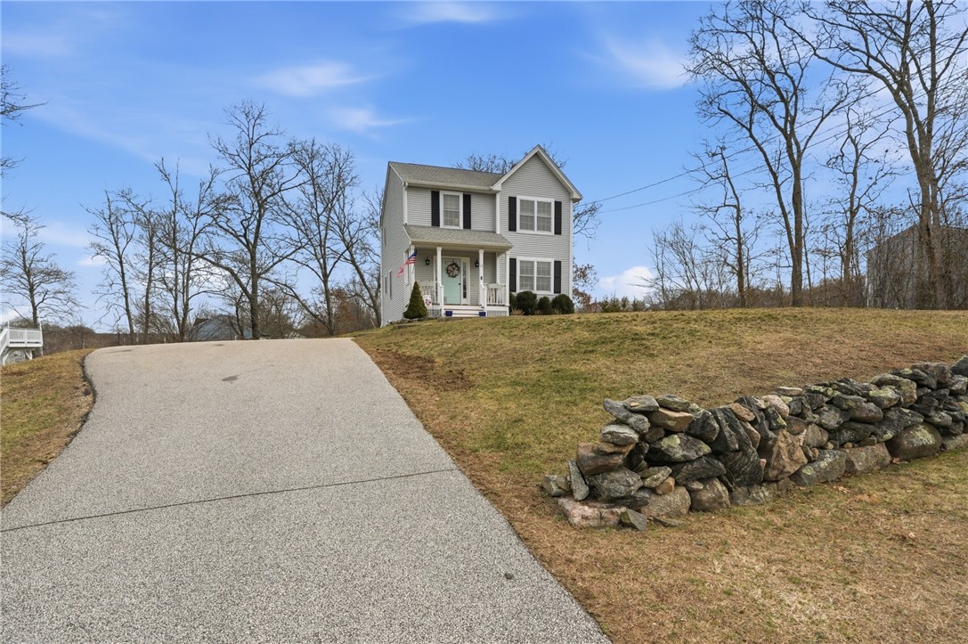 19 Fieldstone Way Westerly, RI 02891 - Photo 2 of 40