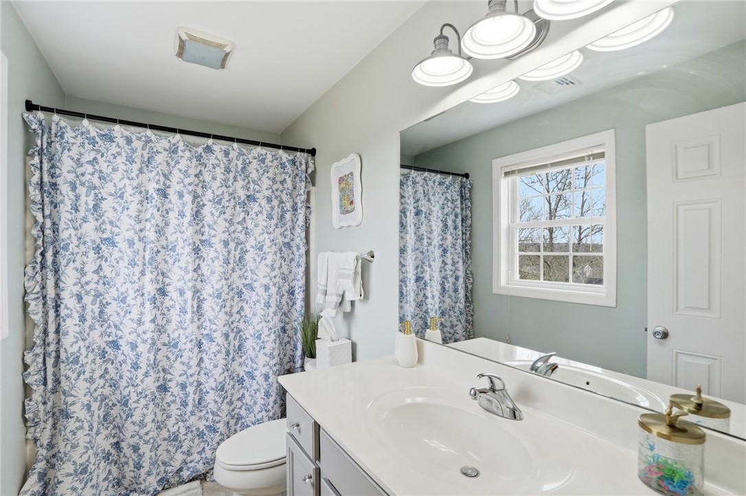 19 Fieldstone Way Westerly, RI 02891 - Photo 30 of 40