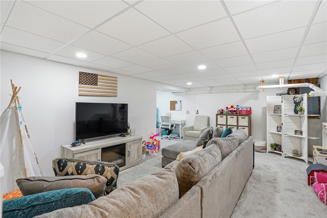 19 Fieldstone Way Westerly, RI 02891 - Photo 31 of 40