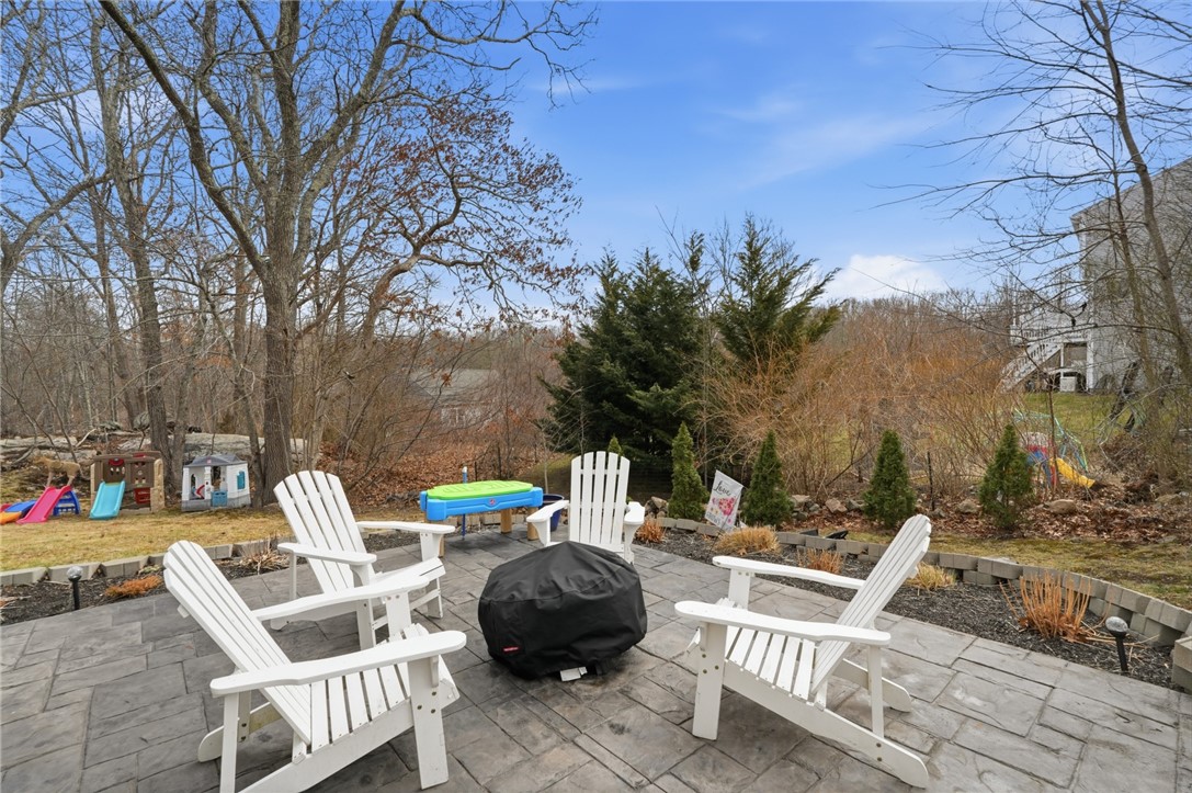 19 Fieldstone Way Westerly, RI 02891 - Photo 39 of 40