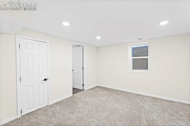 a view of empty room