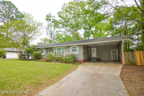 $240,000 | 1923 Cherokee Drive, Jackson, MS 39211