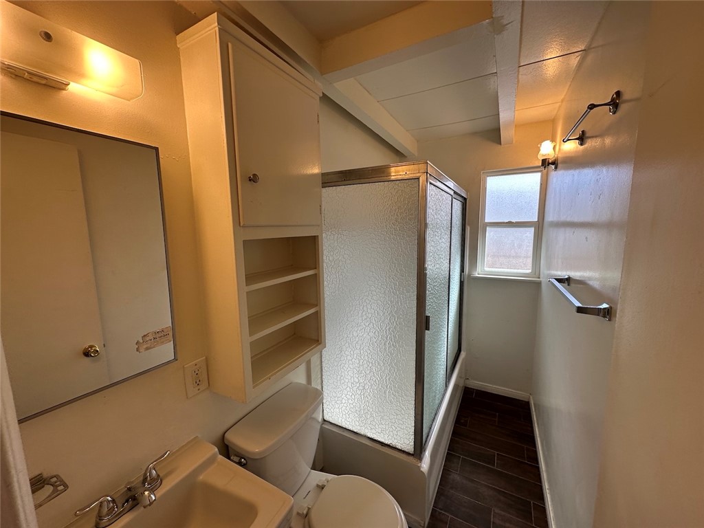 1015 North Azusa Avenue, Unit 6 Azusa, CA 91702 - Photo 9 of 18 a bathroom with a bathtub and shower