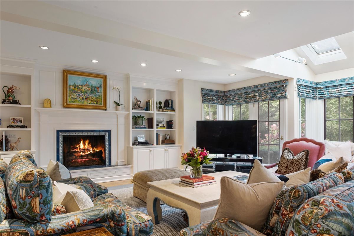 145 Woodley Road Winnetka, IL 60093 - Photo 24 of 75