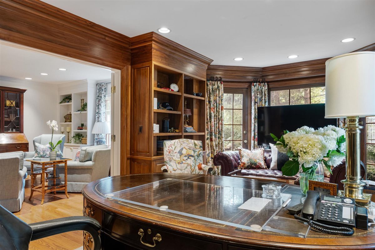 145 Woodley Road Winnetka, IL 60093 - Photo 35 of 75