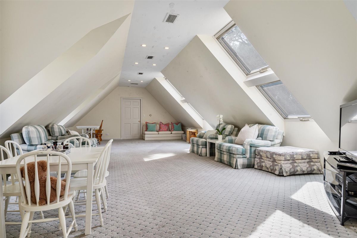 145 Woodley Road Winnetka, IL 60093 - Photo 57 of 75