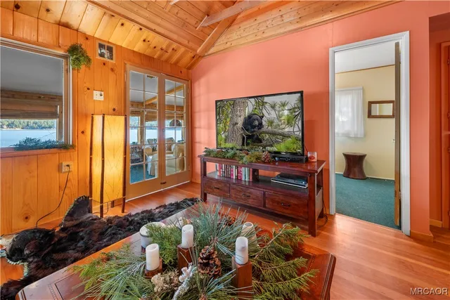 a living room filled with furniture