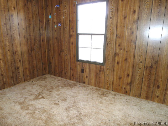 6397 Belroi Road Gloucester, VA 23061 - Photo 9 of 11
