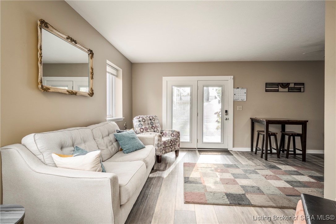 2900 Middle Road, Unit 9 Jeffersonville, IN 47130 - Photo 5 of 19 Gallery Image 5