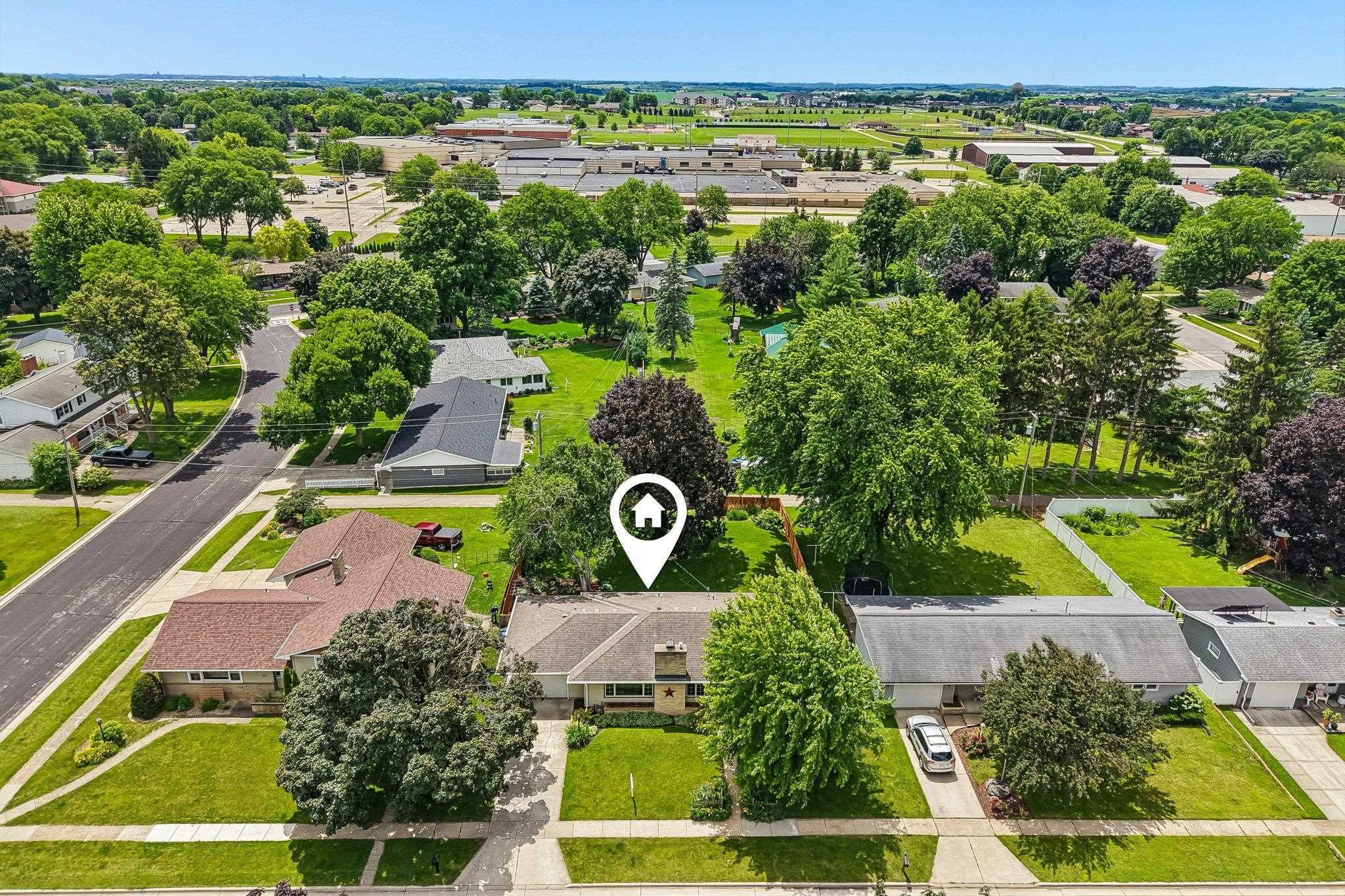 204 6th Street Waunakee, WI 53597 - Photo 48 of 58