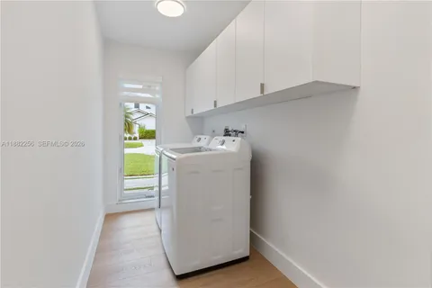 $2,740,000 | 3341 Northeast 38th Street, Fort Lauderdale, FL 33308