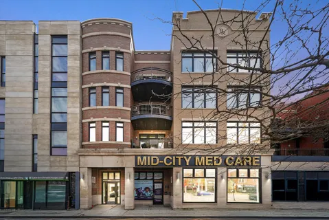 $925,000 | 2041 West Division Street, Unit 304, Chicago, IL 60622