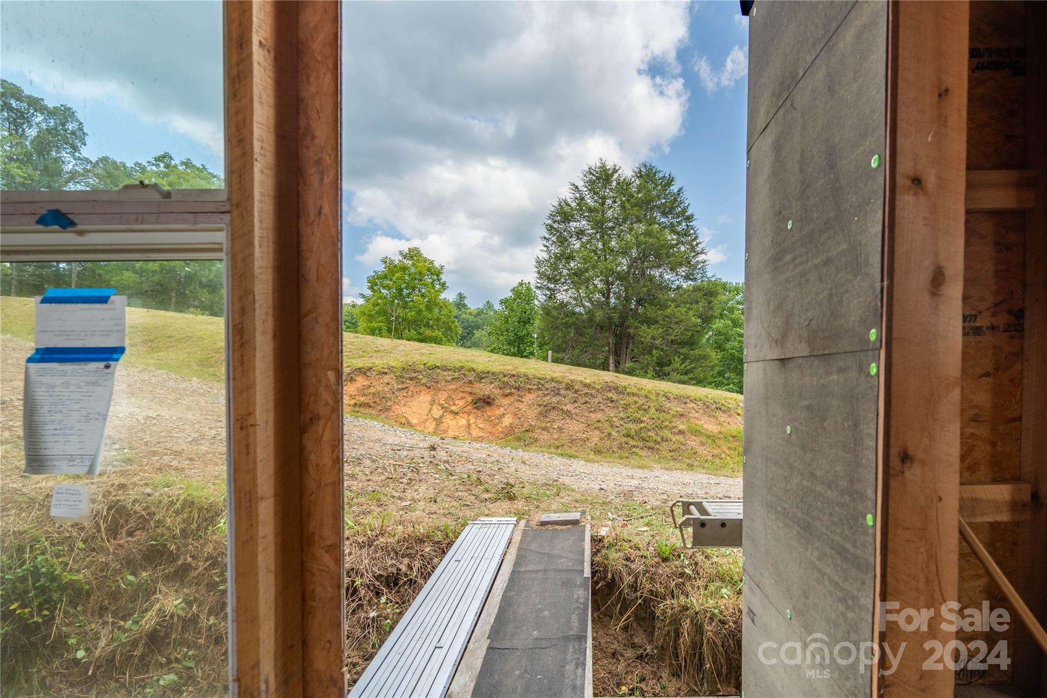123 Julia Cove Road, Unit 1 & 2 Mars Hill, NC 28754 - Photo 5 of 33 Gallery Image 5