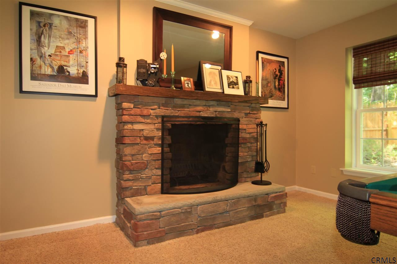 23 Stonegate Road Ballston Lake, NY 12019 - Photo 4 of 15 Photo 4