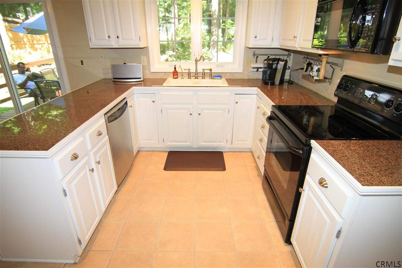 23 Stonegate Road Ballston Lake, NY 12019 - Photo 5 of 15 Photo 5