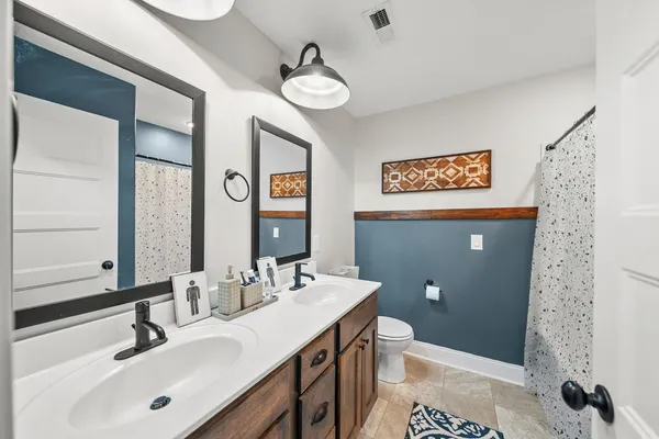 $650,000 | 4761 Guthrie Highway, Clarksville, TN 37040