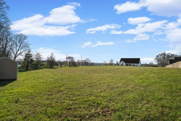 $650,000 | 4761 Guthrie Highway, Clarksville, TN 37040