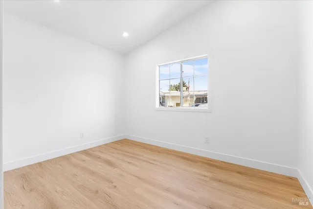 $325,000 | 8145 Willow Street, Windsor, CA 95492